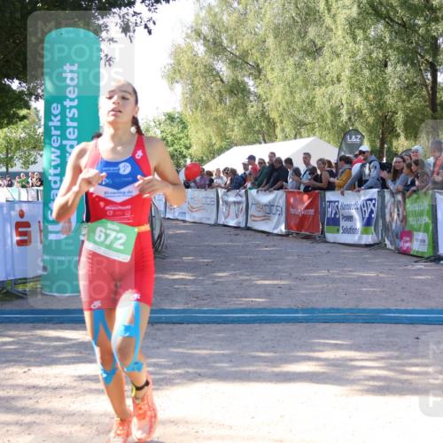 07.09.2025 - 19. Norderstedt Triathlon Zöllner http://msf.ph/oto/8772989 07.09.2025 10:54:06 Ziel 96, 672 meine-sportfotos.de