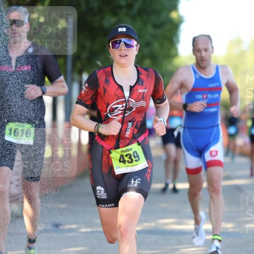 07.09.2025 - 19. Norderstedt Triathlon Michael Strokosch http://msf.ph/oto/8773015 07.09.2025 16:35:21 Laufen 387, 390, 526, 1429, 1600, 1616 meine-sportfotos.de