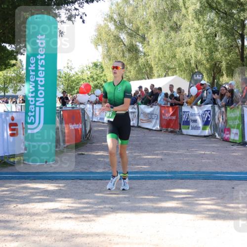 07.09.2025 - 19. Norderstedt Triathlon Zöllner http://msf.ph/oto/8773016 07.09.2025 10:54:15 Ziel 87, 93 meine-sportfotos.de