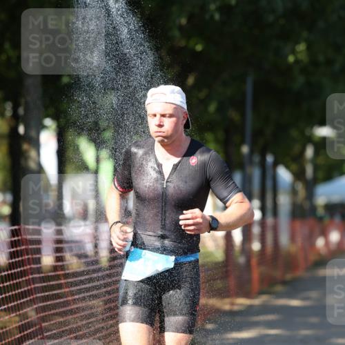 07.09.2025 - 19. Norderstedt Triathlon Michael Strokosch http://msf.ph/oto/8773032 07.09.2025 15:38:59 Laufen 411, 479 meine-sportfotos.de