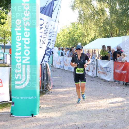 07.09.2025 - 19. Norderstedt Triathlon Zöllner http://msf.ph/oto/8773055 07.09.2025 16:51:35 Ziel 1095 meine-sportfotos.de