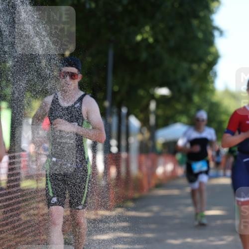 07.09.2025 - 19. Norderstedt Triathlon Michael Strokosch http://msf.ph/oto/8773105 07.09.2025 15:39:10 Laufen 449, 1480, 1498 meine-sportfotos.de