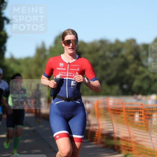 07.09.2025 - 19. Norderstedt Triathlon Michael Strokosch http://msf.ph/oto/8773118 07.09.2025 15:39:11 Laufen 449, 469, 1480, 1498 meine-sportfotos.de