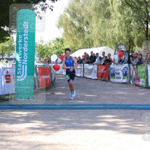 07.09.2025 - 19. Norderstedt Triathlon Zöllner http://msf.ph/oto/8773147 07.09.2025 10:55:18 Ziel 676 meine-sportfotos.de