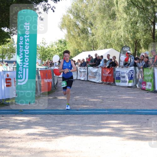07.09.2025 - 19. Norderstedt Triathlon Zöllner http://msf.ph/oto/8773150 07.09.2025 10:55:19 Ziel 676 meine-sportfotos.de