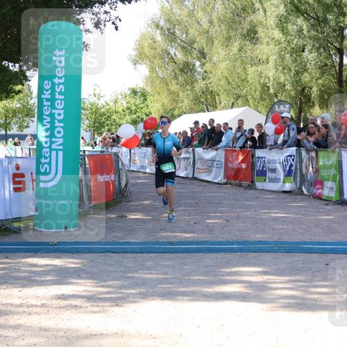 07.09.2025 - 19. Norderstedt Triathlon Zöllner http://msf.ph/oto/8773174 07.09.2025 10:55:37 Ziel 685 meine-sportfotos.de