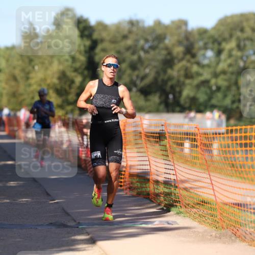 07.09.2025 - 19. Norderstedt Triathlon Michael Strokosch http://msf.ph/oto/8773184 07.09.2025 15:39:17 Laufen 469, 1439, 1480 meine-sportfotos.de
