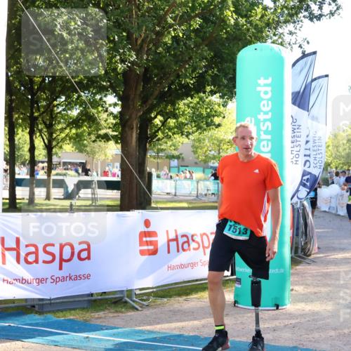 07.09.2025 - 19. Norderstedt Triathlon Zöllner http://msf.ph/oto/8773196 07.09.2025 16:51:58 Ziel 431, 1084, 1092, 1513, 1567 meine-sportfotos.de