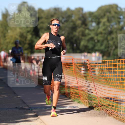 07.09.2025 - 19. Norderstedt Triathlon Michael Strokosch http://msf.ph/oto/8773198 07.09.2025 15:39:18 Laufen 469, 1439 meine-sportfotos.de