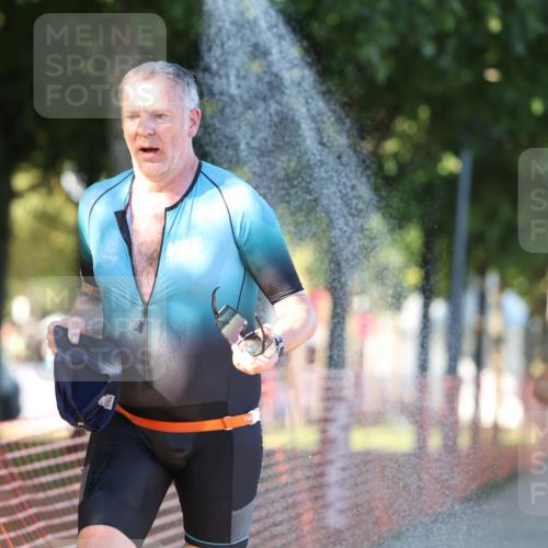 07.09.2025 - 19. Norderstedt Triathlon Michael Strokosch http://msf.ph/oto/8773200 07.09.2025 16:36:09 Laufen 932, 1058, 1589, 1628 meine-sportfotos.de