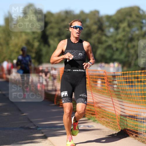 07.09.2025 - 19. Norderstedt Triathlon Michael Strokosch http://msf.ph/oto/8773209 07.09.2025 15:39:18 Laufen 469, 1439 meine-sportfotos.de