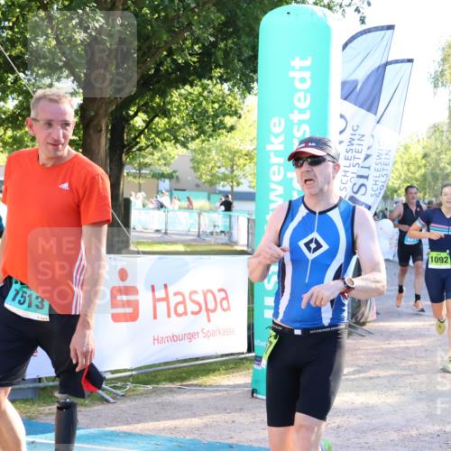 07.09.2025 - 19. Norderstedt Triathlon Zöllner http://msf.ph/oto/8773219 07.09.2025 16:51:59 Ziel 431, 1084, 1092, 1513, 1567 meine-sportfotos.de