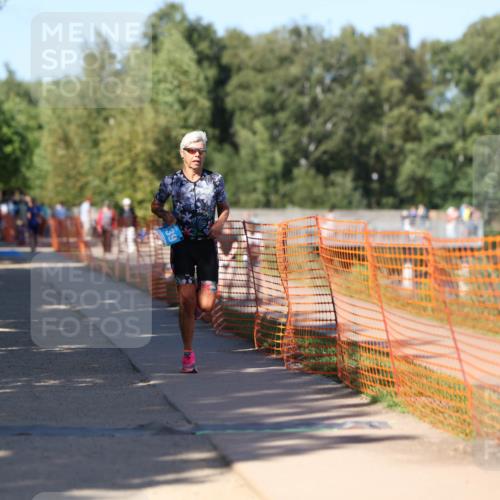 07.09.2025 - 19. Norderstedt Triathlon Michael Strokosch http://msf.ph/oto/8773220 07.09.2025 15:39:20 Laufen 469, 1439 meine-sportfotos.de