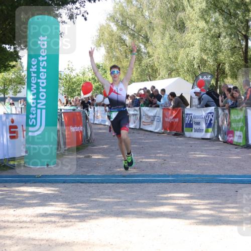 07.09.2025 - 19. Norderstedt Triathlon Zöllner http://msf.ph/oto/8773227 07.09.2025 10:55:55 Ziel 637, 661, 680 meine-sportfotos.de