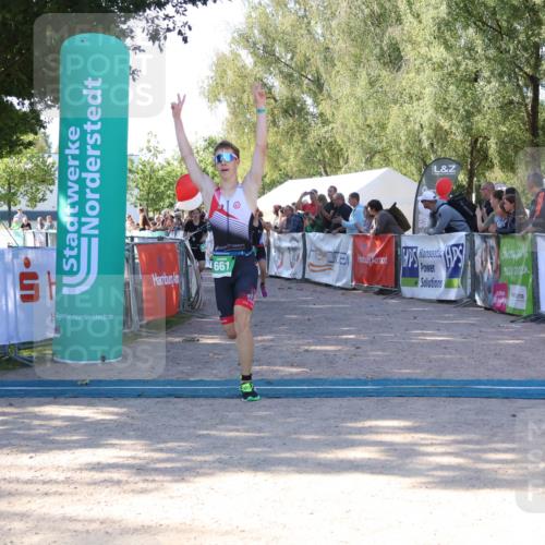 07.09.2025 - 19. Norderstedt Triathlon Zöllner http://msf.ph/oto/8773229 07.09.2025 10:55:55 Ziel 637, 661, 680 meine-sportfotos.de