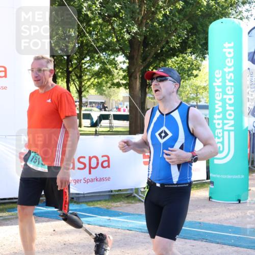 07.09.2025 - 19. Norderstedt Triathlon Zöllner http://msf.ph/oto/8773230 07.09.2025 16:52:00 Ziel 431, 1084, 1092, 1513, 1567 meine-sportfotos.de