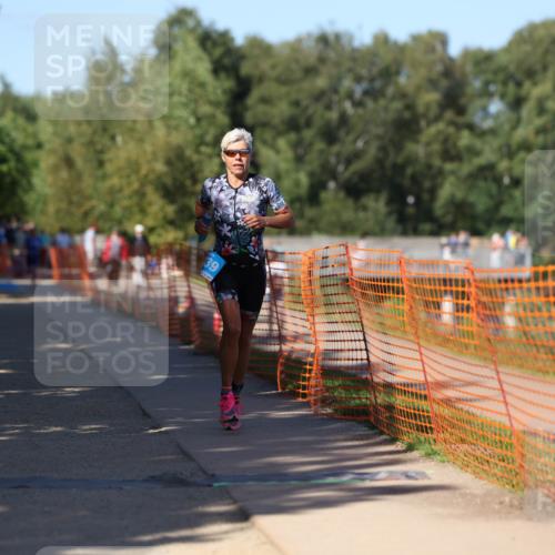 07.09.2025 - 19. Norderstedt Triathlon Michael Strokosch http://msf.ph/oto/8773232 07.09.2025 15:39:21 Laufen 469, 1439, 1500 meine-sportfotos.de