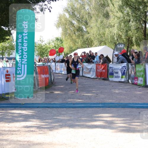 07.09.2025 - 19. Norderstedt Triathlon Zöllner http://msf.ph/oto/8773244 07.09.2025 10:55:57 Ziel 134, 637, 661, 680 meine-sportfotos.de
