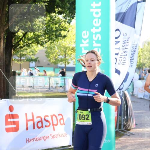 07.09.2025 - 19. Norderstedt Triathlon Zöllner http://msf.ph/oto/8773246 07.09.2025 16:52:01 Ziel 431, 1084, 1092, 1513, 1567 meine-sportfotos.de
