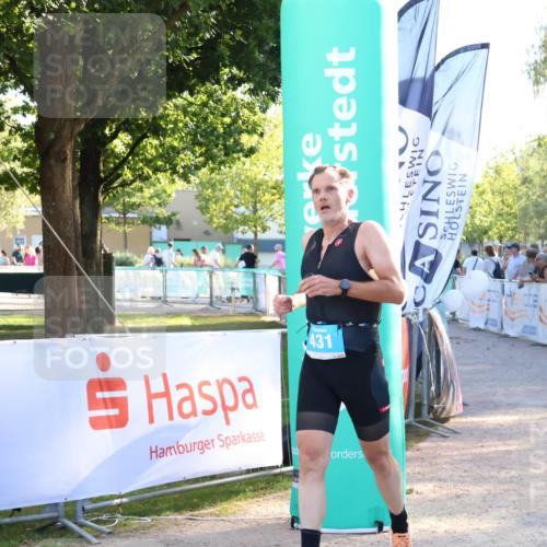 07.09.2025 - 19. Norderstedt Triathlon Zöllner http://msf.ph/oto/8773271 07.09.2025 16:52:03 Ziel 431, 1092, 1513, 1567 meine-sportfotos.de