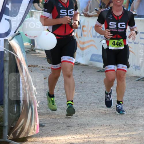 07.09.2025 - 19. Norderstedt Triathlon Zöllner http://msf.ph/oto/8773280 07.09.2025 16:52:38 Ziel 445, 446 meine-sportfotos.de