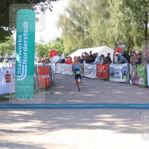 07.09.2025 - 19. Norderstedt Triathlon Zöllner http://msf.ph/oto/8773289 07.09.2025 10:56:01 Ziel 134, 637, 661, 680 meine-sportfotos.de