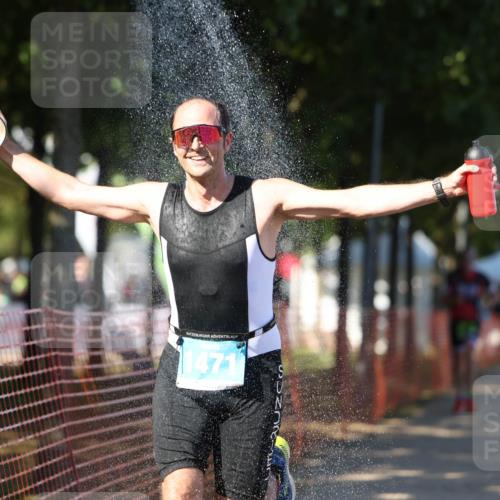 07.09.2025 - 19. Norderstedt Triathlon Michael Strokosch http://msf.ph/oto/8773295 07.09.2025 15:39:28 Laufen 896, 1500 meine-sportfotos.de