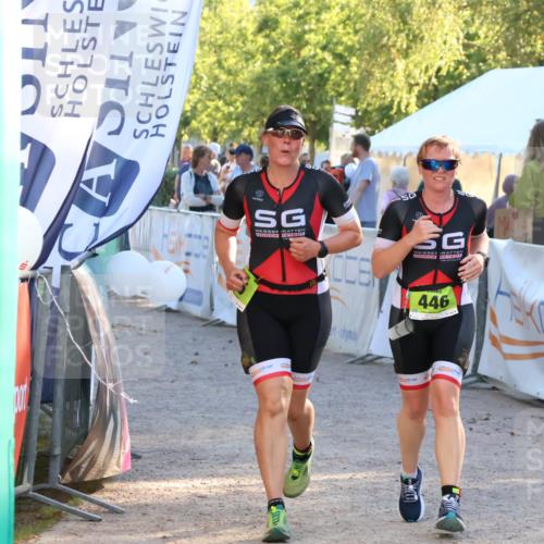 07.09.2025 - 19. Norderstedt Triathlon Zöllner http://msf.ph/oto/8773300 07.09.2025 16:52:40 Ziel 445, 446 meine-sportfotos.de