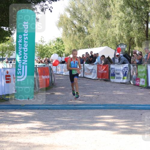 07.09.2025 - 19. Norderstedt Triathlon Zöllner http://msf.ph/oto/8773301 07.09.2025 10:56:01 Ziel 134, 637, 661, 680 meine-sportfotos.de