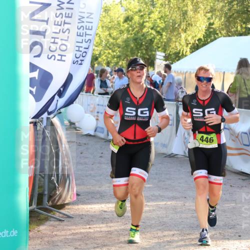 07.09.2025 - 19. Norderstedt Triathlon Zöllner http://msf.ph/oto/8773310 07.09.2025 16:52:40 Ziel 445, 446 meine-sportfotos.de