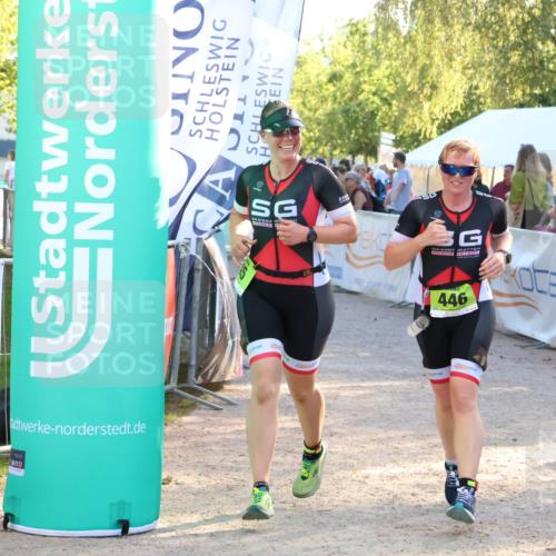 07.09.2025 - 19. Norderstedt Triathlon Zöllner http://msf.ph/oto/8773321 07.09.2025 16:52:41 Ziel 445, 446 meine-sportfotos.de