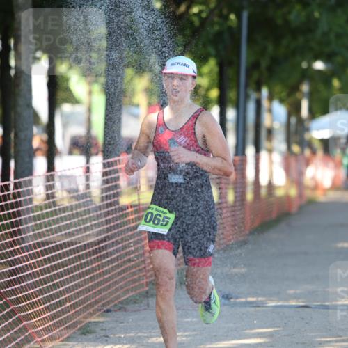 07.09.2025 - 19. Norderstedt Triathlon Michael Strokosch http://msf.ph/oto/8773346 07.09.2025 16:36:54 Laufen 530, 937, 1065, 1424 meine-sportfotos.de