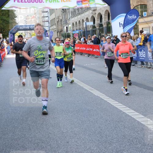 07.09.2025 - BARMER Alsterlauf Strokosch-Dieckow http://msf.ph/oto/8773356 07.09.2025 10:09:20 Ziel 2023, 2197, 2224, 2363, 2391, 2622, 2925, 3054, 3770, 4155, 4203, 4260, 4474, 4522, 4714, 4743, 4906, 4915, 5052, 5443, 5519, 5533, 5821, 6190, 6258, 8115, 8147, 8162 meine-sportfotos.de