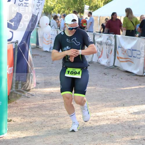 07.09.2025 - 19. Norderstedt Triathlon Zöllner http://msf.ph/oto/8773373 07.09.2025 16:52:49 Ziel 446, 1094 meine-sportfotos.de