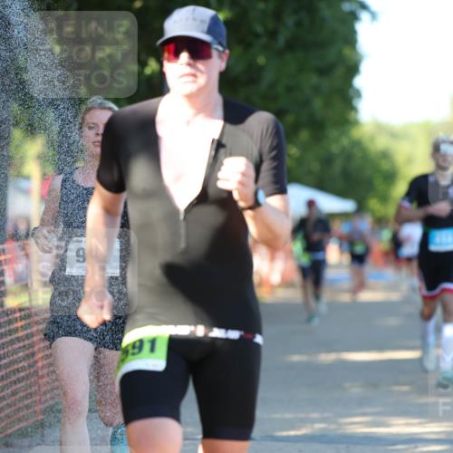 07.09.2025 - 19. Norderstedt Triathlon Michael Strokosch http://msf.ph/oto/8773381 07.09.2025 16:37:08 Laufen 402, 414, 938, 1051, 1417, 1591, 1610, 1624 meine-sportfotos.de