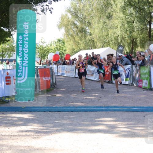 07.09.2025 - 19. Norderstedt Triathlon Zöllner http://msf.ph/oto/8773383 07.09.2025 10:56:26 Ziel 89, 109, 114, 668, 1150 meine-sportfotos.de