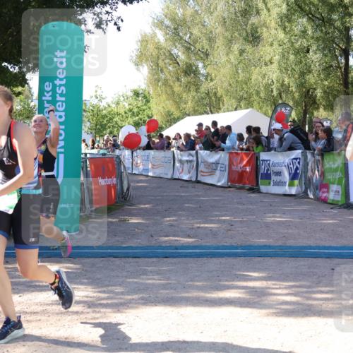 07.09.2025 - 19. Norderstedt Triathlon Zöllner http://msf.ph/oto/8773419 07.09.2025 10:56:29 Ziel 109, 114, 1150 meine-sportfotos.de