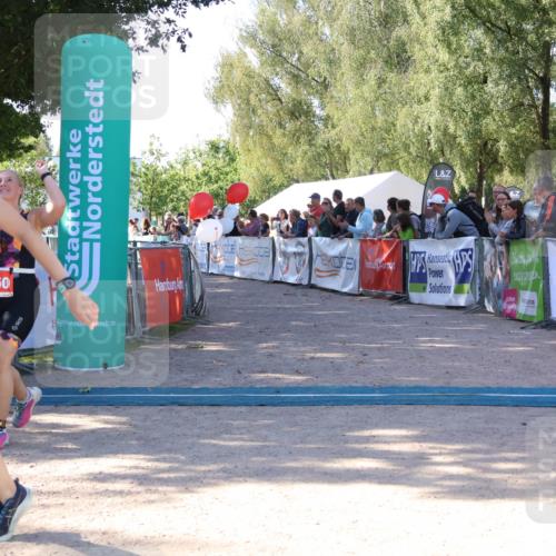 07.09.2025 - 19. Norderstedt Triathlon Zöllner http://msf.ph/oto/8773422 07.09.2025 10:56:29 Ziel 109, 114, 1150 meine-sportfotos.de