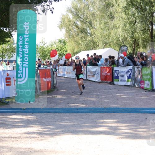 07.09.2025 - 19. Norderstedt Triathlon Zöllner http://msf.ph/oto/8773433 07.09.2025 10:56:35 Ziel 70, 102, 682 meine-sportfotos.de