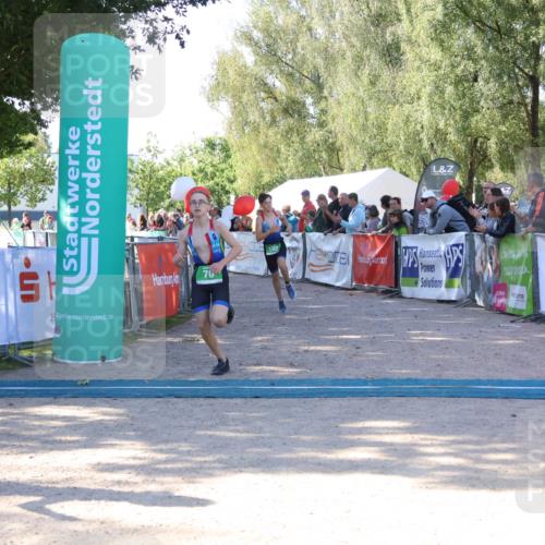 07.09.2025 - 19. Norderstedt Triathlon Zöllner http://msf.ph/oto/8773455 07.09.2025 10:56:37 Ziel 70, 102, 682 meine-sportfotos.de