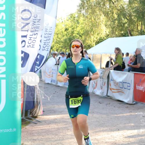 07.09.2025 - 19. Norderstedt Triathlon Zöllner http://msf.ph/oto/8773473 07.09.2025 16:53:02 Ziel 1046, 1078 meine-sportfotos.de