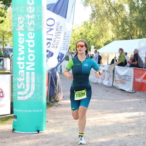 07.09.2025 - 19. Norderstedt Triathlon Zöllner http://msf.ph/oto/8773479 07.09.2025 16:53:03 Ziel 1046, 1078 meine-sportfotos.de