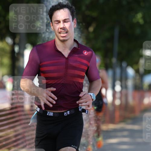 07.09.2025 - 19. Norderstedt Triathlon Michael Strokosch http://msf.ph/oto/8773483 07.09.2025 15:39:41 Laufen 478, 1434 meine-sportfotos.de