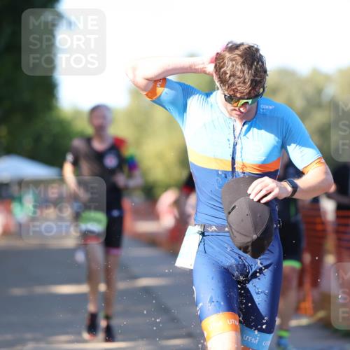 07.09.2025 - 19. Norderstedt Triathlon Michael Strokosch http://msf.ph/oto/8773486 07.09.2025 16:37:23 Laufen 425, 931, 936, 1095, 1556 meine-sportfotos.de