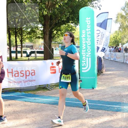 07.09.2025 - 19. Norderstedt Triathlon Zöllner http://msf.ph/oto/8773491 07.09.2025 16:53:04 Ziel 1078 meine-sportfotos.de