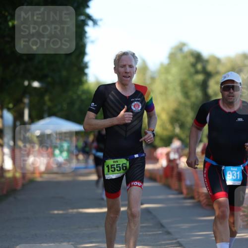 07.09.2025 - 19. Norderstedt Triathlon Michael Strokosch http://msf.ph/oto/8773494 07.09.2025 16:37:25 Laufen 425, 931, 936, 1095, 1556 meine-sportfotos.de