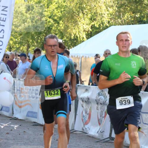 07.09.2025 - 19. Norderstedt Triathlon Zöllner http://msf.ph/oto/8773504 07.09.2025 16:53:10 Ziel 939, 1632 meine-sportfotos.de