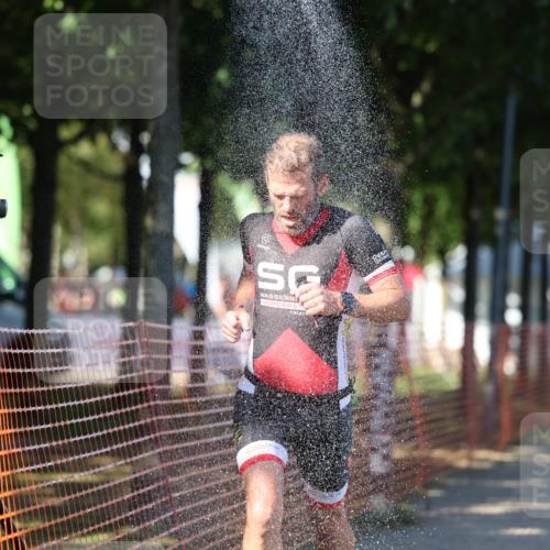 07.09.2025 - 19. Norderstedt Triathlon Michael Strokosch http://msf.ph/oto/8773528 07.09.2025 15:40:02 Laufen  meine-sportfotos.de