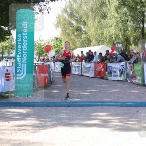 07.09.2025 - 19. Norderstedt Triathlon Zöllner http://msf.ph/oto/8773573 07.09.2025 10:57:15 Ziel 104 meine-sportfotos.de