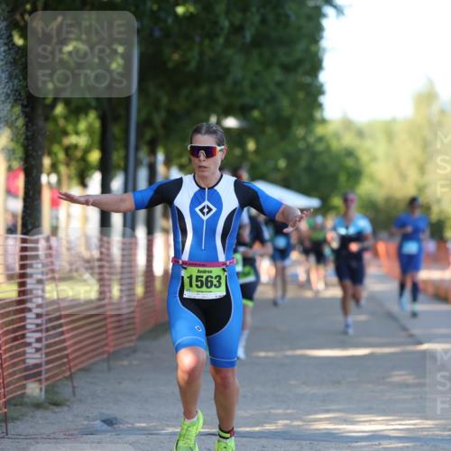 07.09.2025 - 19. Norderstedt Triathlon Michael Strokosch http://msf.ph/oto/8773575 07.09.2025 16:37:49 Laufen 529, 947, 1068, 1094, 1454, 1559, 1563, 1607 meine-sportfotos.de